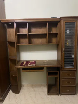 مكتب دراسي + مكتب كمبيوتر خشب بلوط طبيعي 100% – بحالة ممتازة