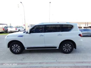 Nisaan patrol titanium Model -2020 Km-260000 Price-108000