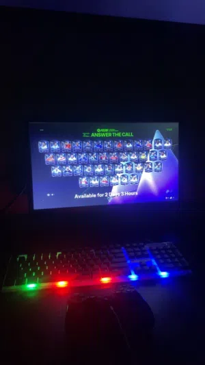 19.5 Other monitors for sale  in Abu Dhabi