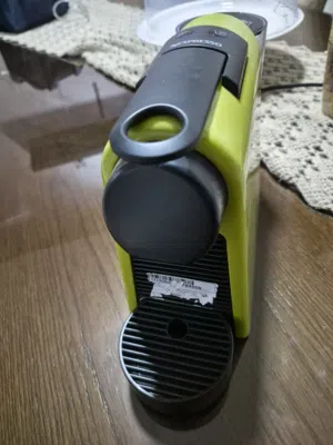 مكينة قهوة nespresso