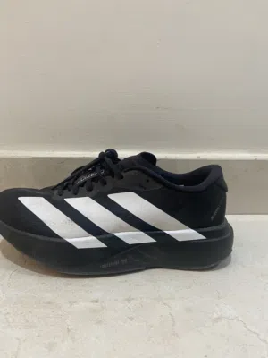 حذاء Adizero evo sl lightstrike مستعمل 5 مرات فقط