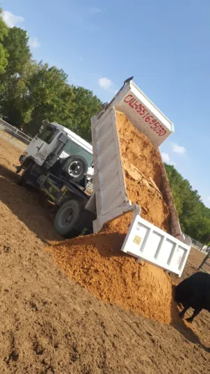 للبيع جميع انواع البناء رمل طابوق سمنت كنكري كج باسكو في مدينه العين