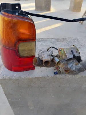 قطع تويوتا كورولا ستيشن موديل 1992إلى 1995