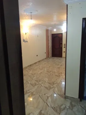 شقه بحريه بطره البلد للبيع