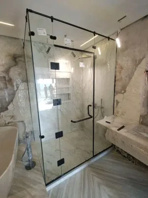 زجاج سكريت الرياض