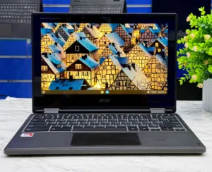 ACER CHROMEBOOK 2IN1 4GB RAM 32GB STORAGE  TOUCHSCREEN 360 ROTATABLE  PLAYSTORE GOOGLE  YOUTUBE