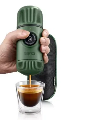 ماكينة اسبريسو محمولة Wacaco Nanopresso وملحق الكبسولات