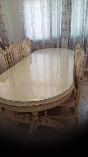 طاولة سفره خشب ثقيل
