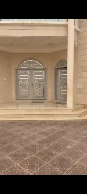شقه للايجار في شهرين 7 و 8 خريف صلالة كامل