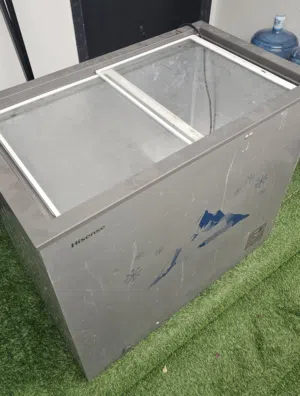 فريزر هايسنس شبه جديد