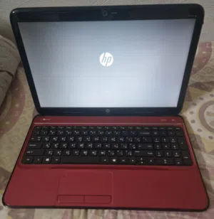 اتش بي كور اي ثري رام 8 جيجا هارد 500 جيجا الشاشة 15.6 hp core i3 RAM 8 GB