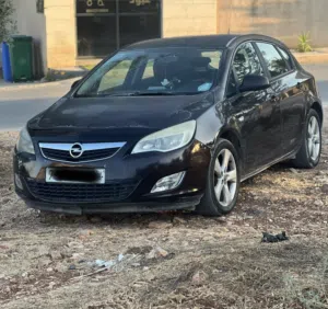 Opel Astra 2012
