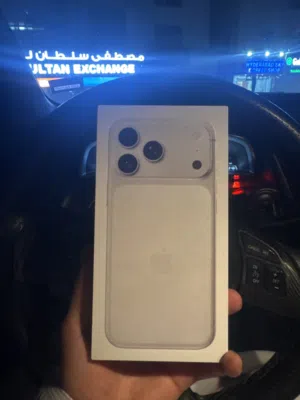 iPhone 17 pro max 2TBللبيع