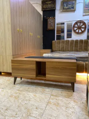 ميز بلازمه حجم متوسط