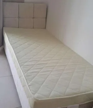 Bed سرير