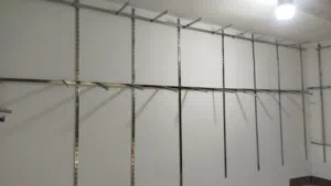 معدات محل ملابس للبيع