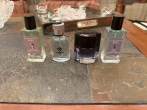 4 عطور رجالية فرنسية 30 ميل Copy A الرائحة تدوم وقت جيد و مطابق للأصلي.