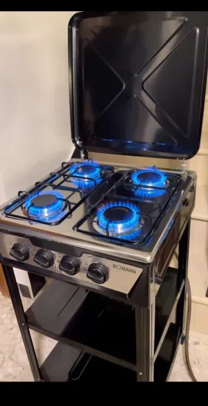 طباخ 4 مشاعل من ماركه بومان