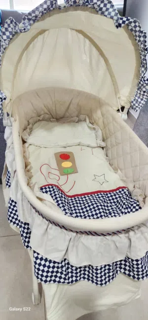 اغراض اطفال للبيع