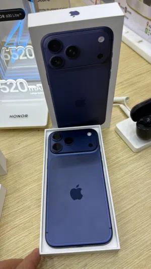 Apple iPhone 17 Pro Max 512 GB in Hawally
