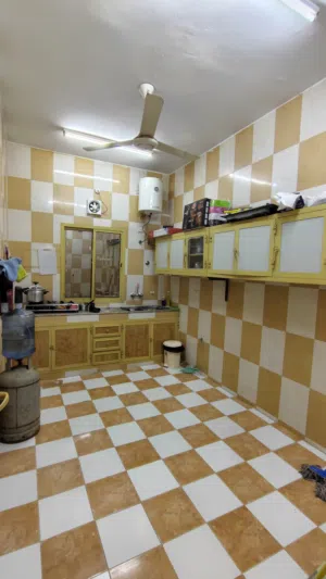 Flat sharing at Sanaya, sohar, تقاسم مسطح