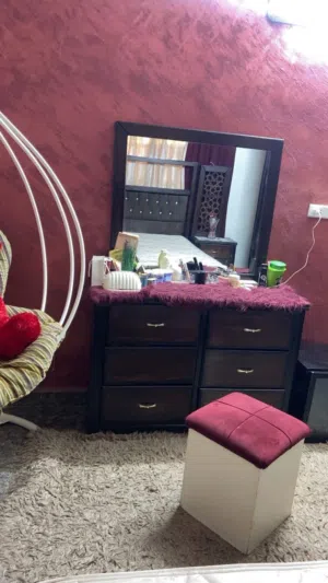 غرفة نوم استعمال بسيط جدا