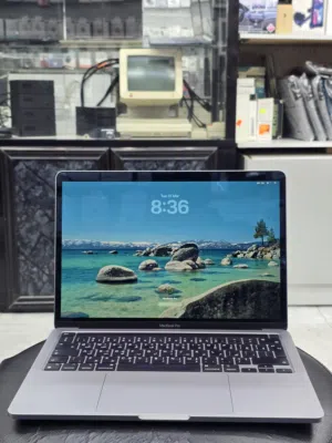 لابتوب ابل ماك بوك برو  2020 معالج M1