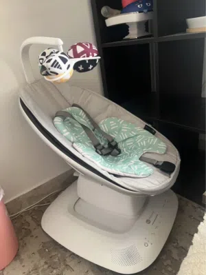 4moms MamaRoo Baby Swing – Excellent Condition