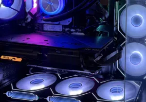 كرت MSI RX 5700 XT للبيع نظيف بدون مشاكل
