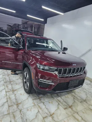 Used Jeep Grand Cherokee in Basra