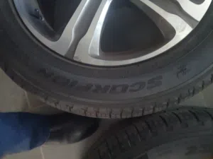 طقم جنطات مرسيدس مع كوتشوك للبيع