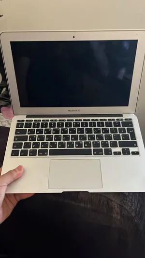 Apple . macOS . Below 12"3
