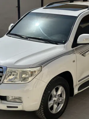 Used Toyota Land Cruiser in Al Batinah