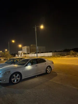 Used Lexus LS in Kuwait City