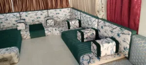 عملائنا الكرام يوجد لدينا افخم انواع المجالس العربيه والستاير والكنب وبسعر مناسب زوروا تجدونا من محل