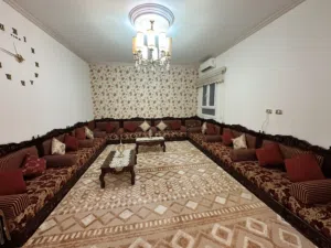 جلسة ارضية ممتازه