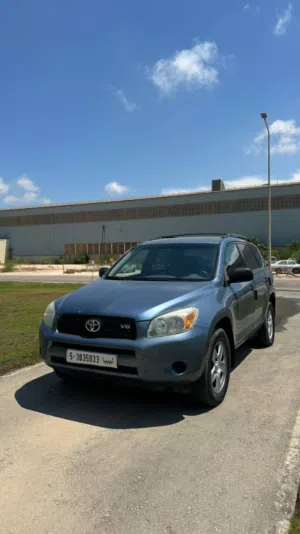 Used Toyota RAV 4 in Misrata