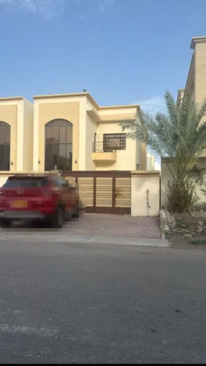 فيلا للبيع بالمعبيلة السابعة