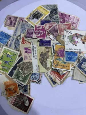 طوابع آسيوية متنوعة بأسعار مميزة