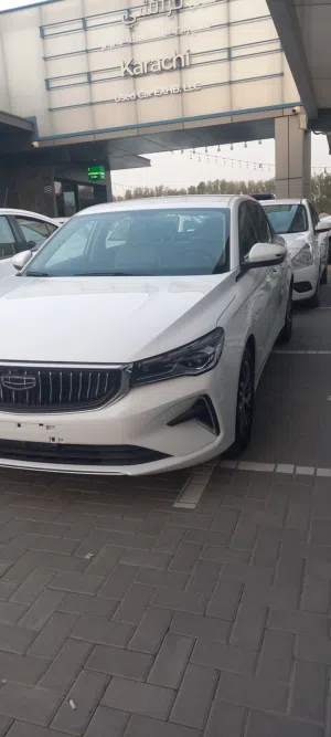 GEELY Emgrand خليجي موديل 2024 يوجد 8 سيارات