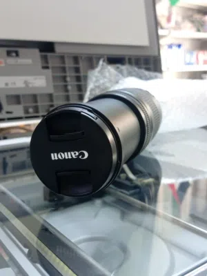 عدسة Canon EF 75-300mm بحالة الوكالة!