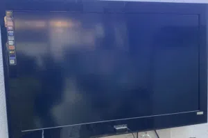 شاشة بلازما للبيع