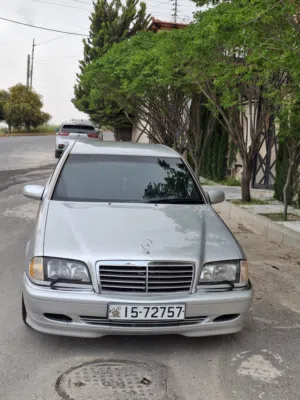 مارسيدس  C200 1998