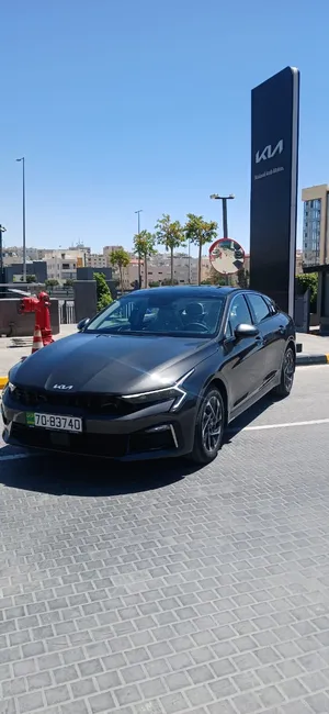 Sedan Kia in Amman