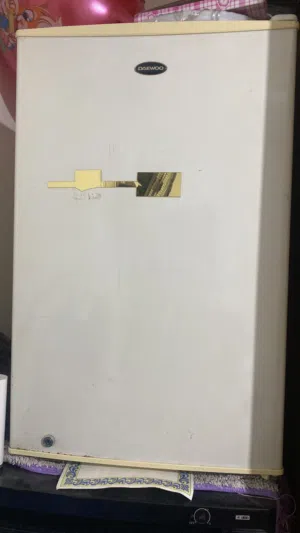ثلاجة مكتب