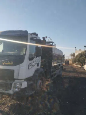 فولفو شبه جديد