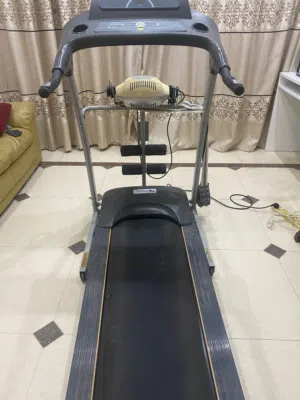 للبيع جهاز مشي