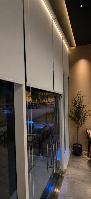 ستائر رول بلاك اوت عازلة للحرارة والشمس وستائر زيبرا فاخرة