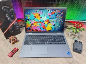 ديل ليتيتيود core i7  جيل 12 شاشة 15.6 تتش