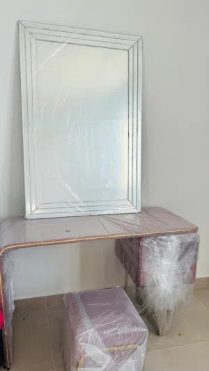 للبيع.. تسريحة "موف" فاخرة بلمسة عصرية - جديدة كلياً